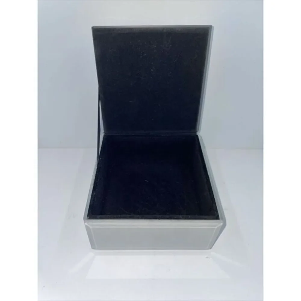 JT ROSE ACRYLIC GLASS JEWELRY BOX Trinket‎ 4.5x4.5x2